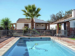 Гостиница Roofed Cottage in Andalusia with fantastic pool and garden  Вильдьануева Де Ла Консепсьон